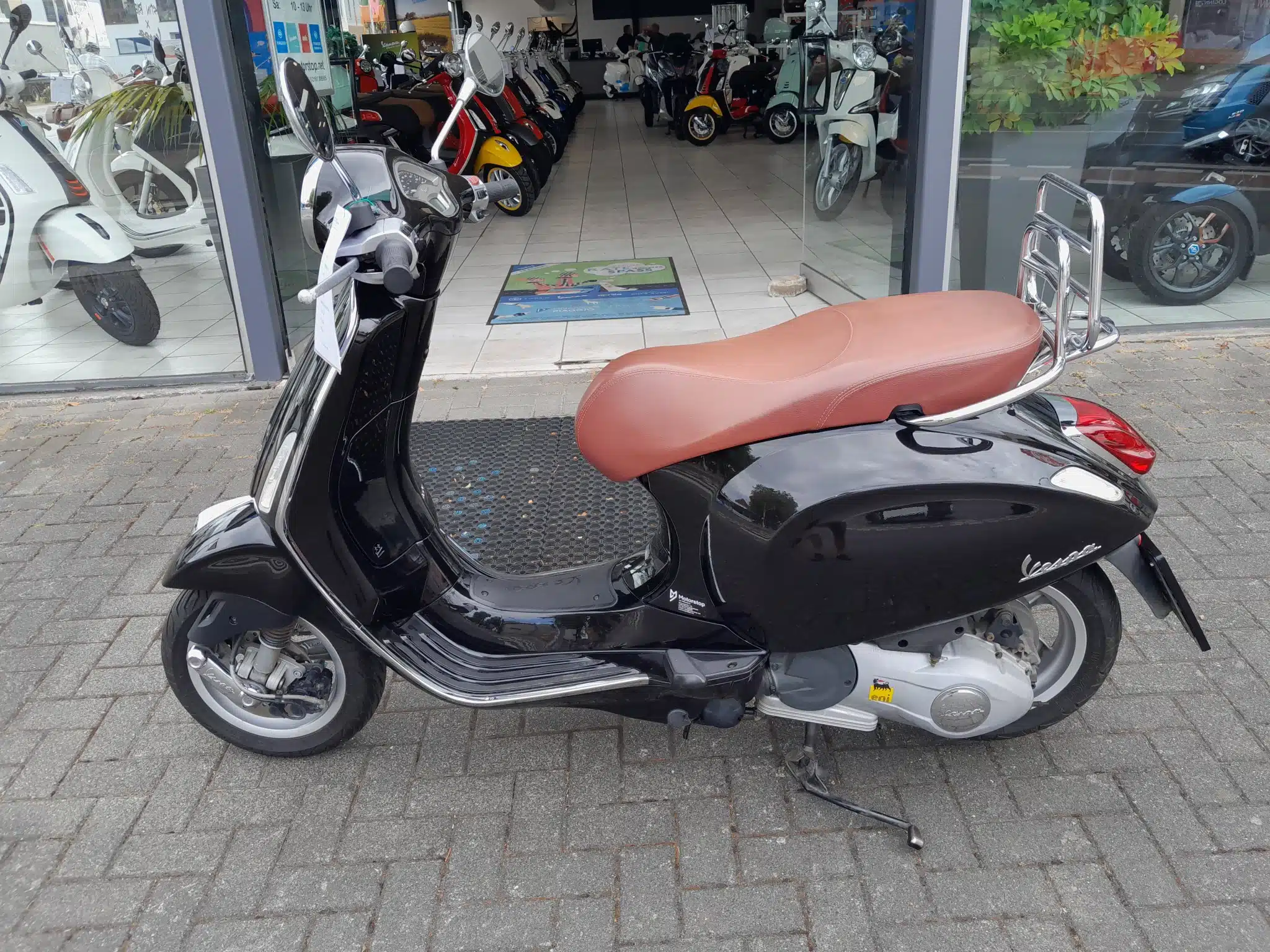 VESPA PRIMAVERA 125 Μαύρο